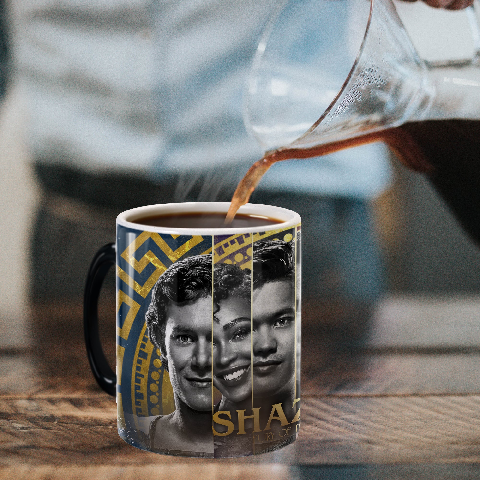 Shazam! Fury Of The Gods (Group) 11 oz Morphing Mugs®  Heat- Sensitive Mug MMUG1516